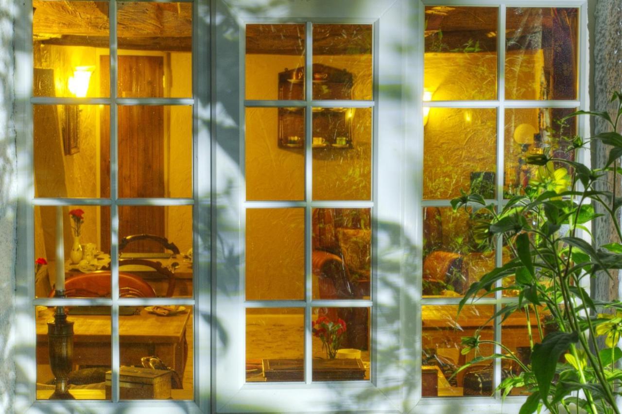 Готель Tinhay Mill Lifton Екстер'єр фото